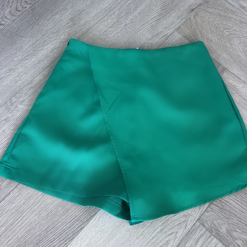 Emerald Green Women's Shorts